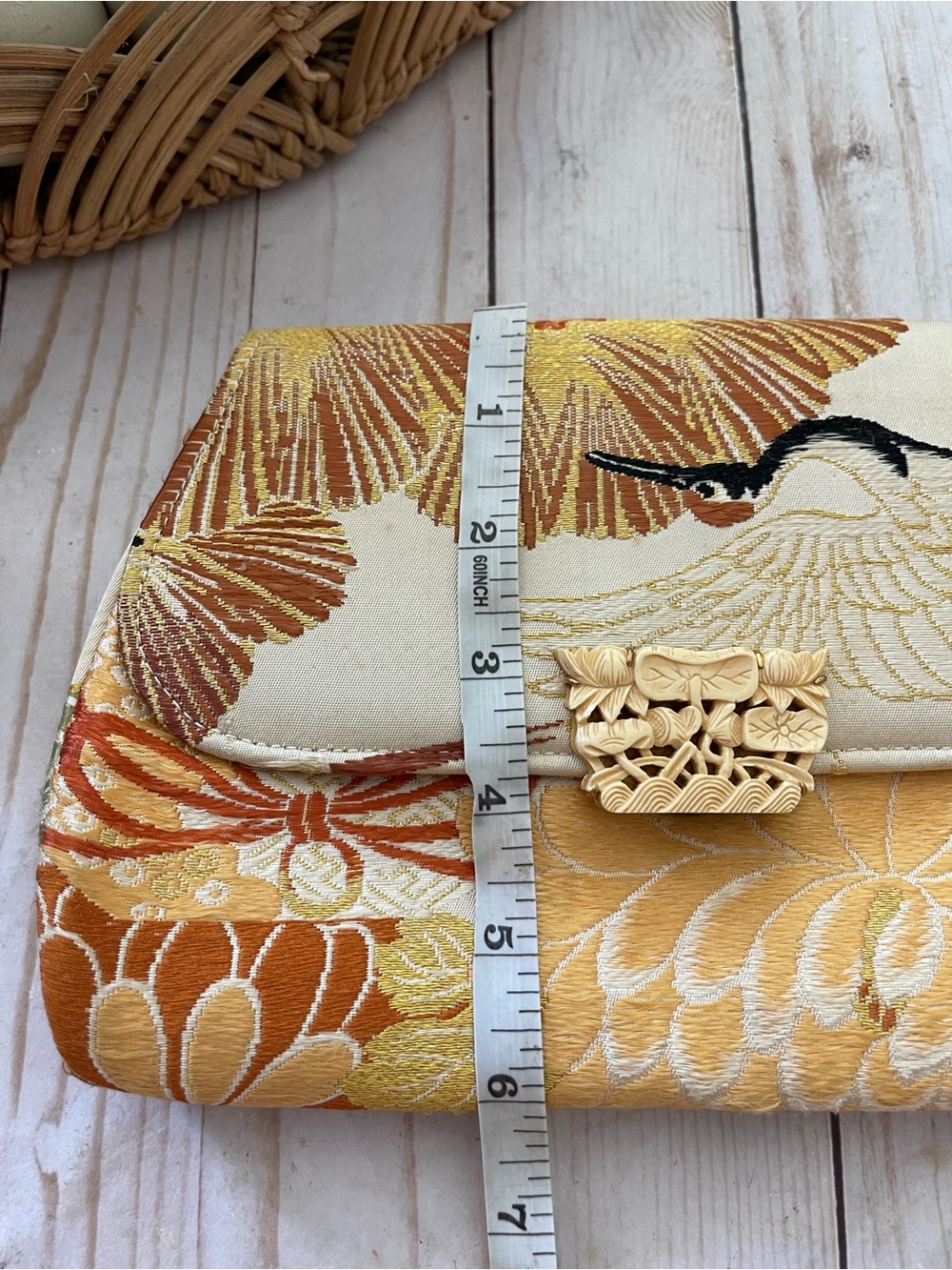 Vintage Japanese Yellow Satin Clutch with Carved Ivory Box Clasp - Picture 8 of 9